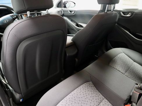 Used 2018 Hyundai Ioniq Blue image 20