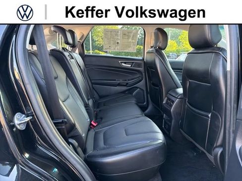 Used 2018 Ford Edge Titanium AWD/4WD image 30
