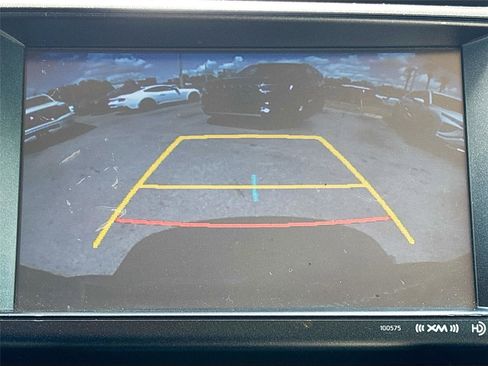 Used 2018 Toyota RAV4 XLE FWD image 14