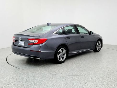 Used 2020 Honda Accord EX image 5