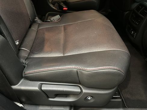 Certified 2022 Honda Pilot Black Edition image 22