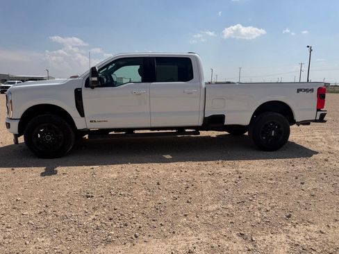 Used 2025 Ford F250 XLT w/ Black Appearance Package AWD/4WD image 6