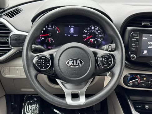 Used 2020 Kia Soul LX FWD image 7