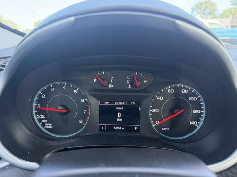 Used 2024 Chevrolet Malibu RS FWD image 16
