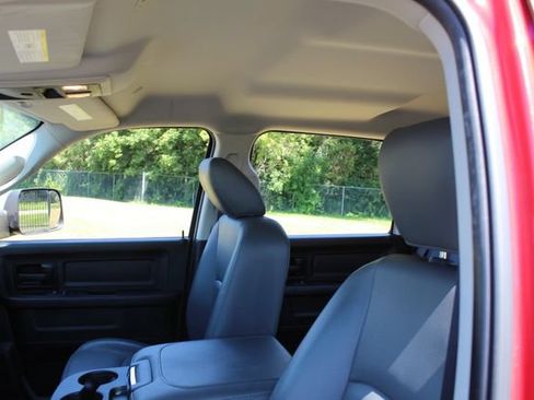 Used 2018 RAM 3500 Tradesman w/ Chrome Appearance Group AWD/4WD image 23