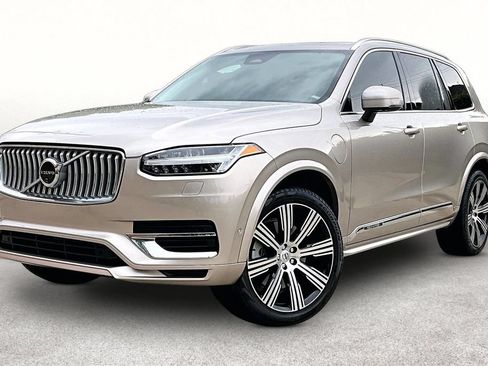 Used 2024 Volvo XC90 T8 Ultimate w/ Protection Package Premier AWD/4WD image 14