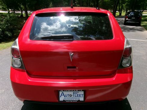 Used 2009 Pontiac Vibe w/ Preferred Package FWD image 6