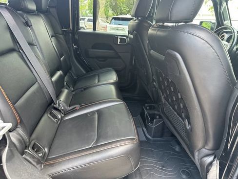 Used 2021 Jeep Gladiator Mojave AWD/4WD image 17