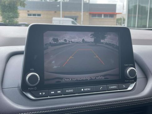 Used 2023 Nissan Rogue SV w/ SV Premium B Package FWD image 28