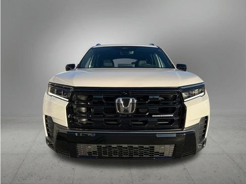 New 2026 Honda Pilot Black Edition image 8