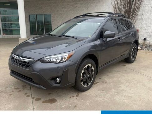 Used 2022 Subaru Crosstrek 2.0i Premium w/ Moonroof Package image 1
