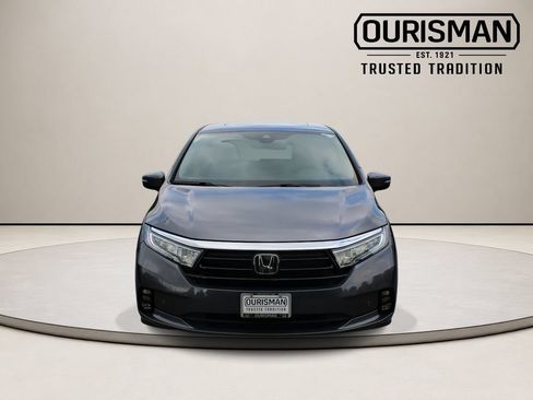Used 2023 Honda Odyssey Elite image 4
