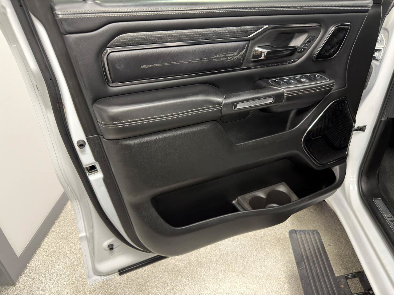 Used 2022 RAM 1500 Limited w/ Night Edition AWD/4WD image 14