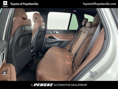 Used 2024 BMW X5 xDrive40i w/ Premium Package image 26