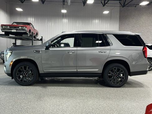 New 2026 GMC Yukon Denali w/ Sun & Power Step Package AWD/4WD image 2