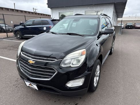 Used 2017 Chevrolet Equinox LT w/ Convenience Package AWD/4WD image 3