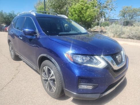 Used 2018 Nissan Rogue SL AWD/4WD image 3
