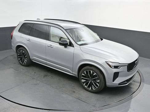 New 2026 Volvo XC90 B6 Ultra w/ Lounge Package AWD/4WD image 29
