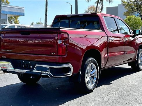 Certified 2022 Chevrolet Silverado 1500 LTZ AWD/4WD image 4