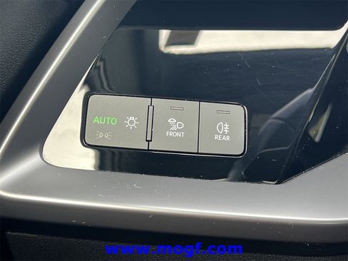 Used 2023 Audi A3 2.0T Premium image 19