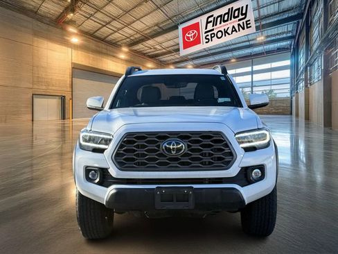 Used 2023 Toyota Tacoma TRD Off-Road image 2