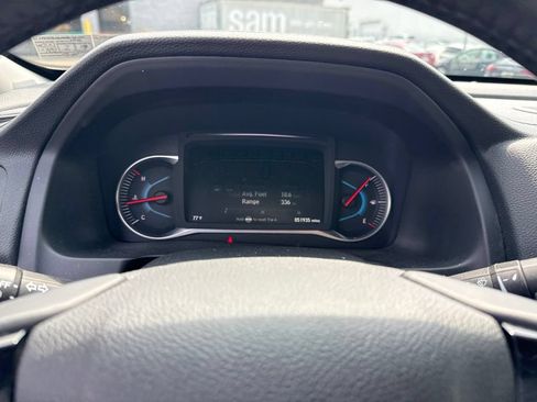 Used 2021 Honda Pilot Touring image 4