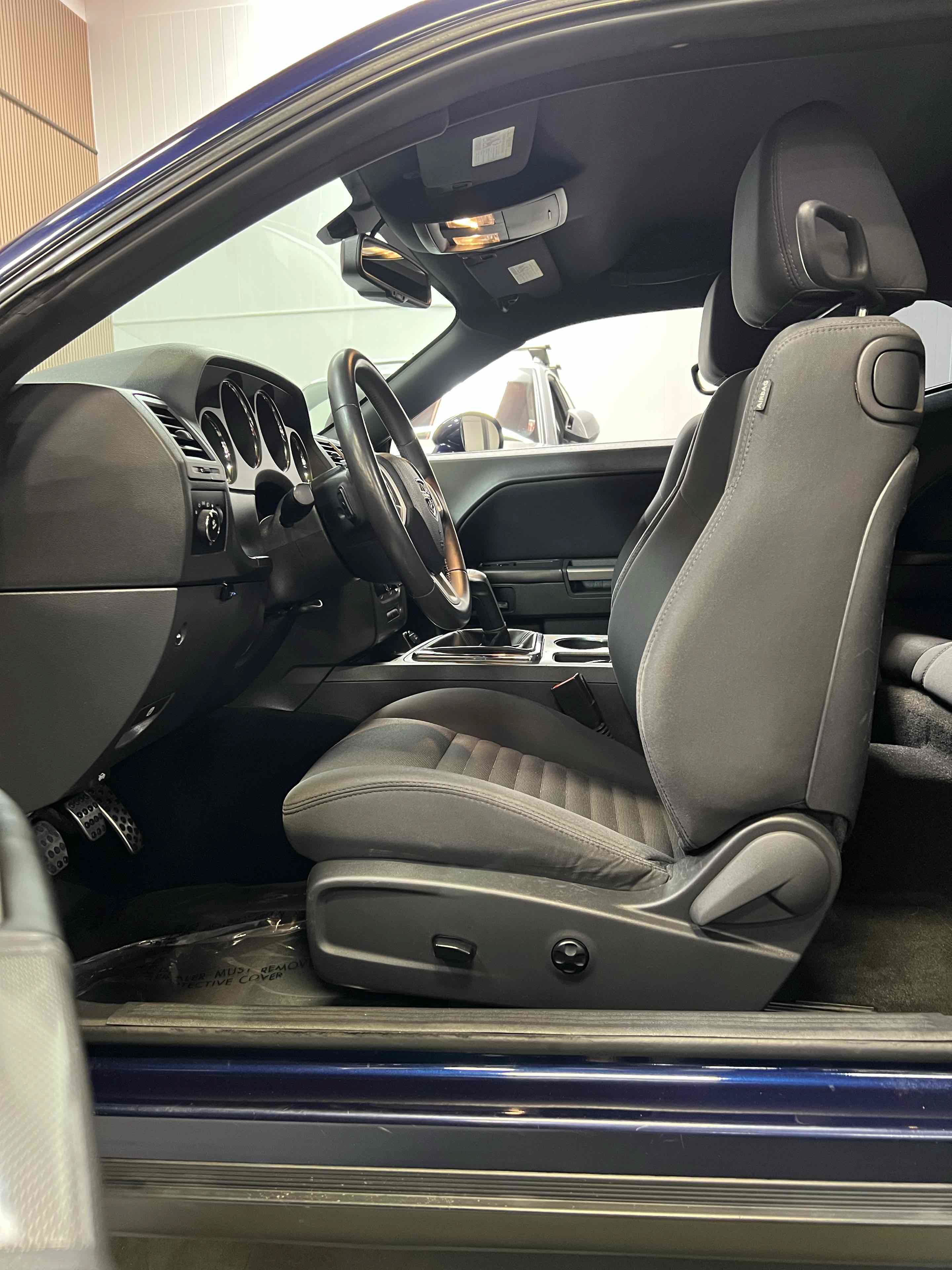 Used 2014 Dodge Challenger R/T RWD image 61