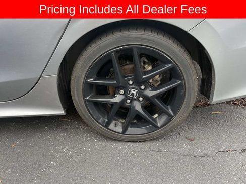 Used 2022 Honda Civic Sport image 2
