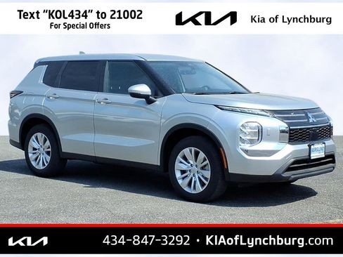 Used 2025 Mitsubishi Outlander ES AWD/4WD image 1