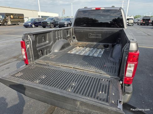 Used 2022 Ford F250 XLT AWD/4WD image 6