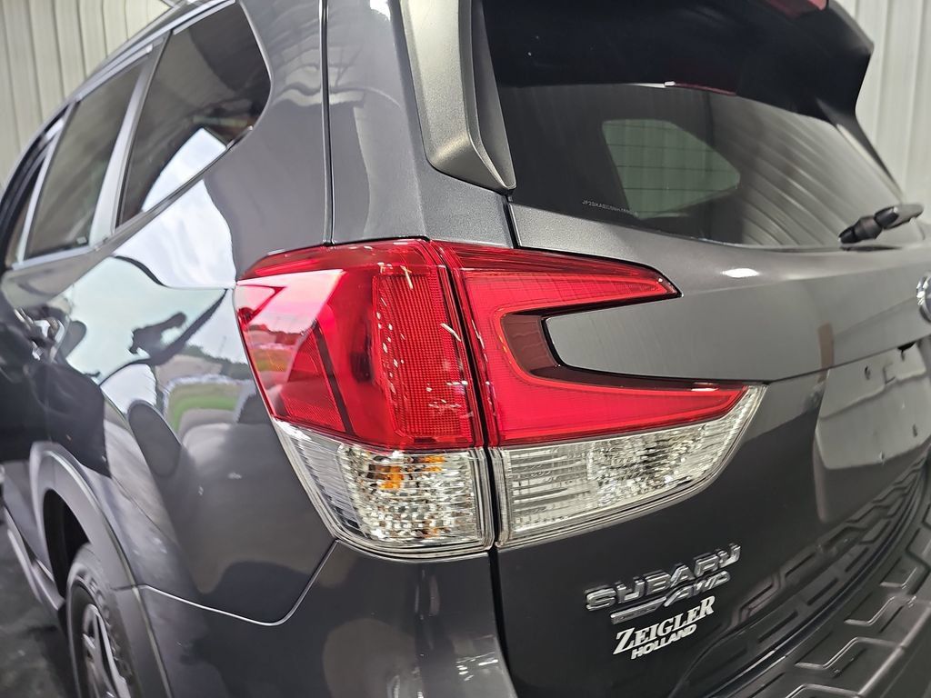 Used 2022 Subaru Forester Premium AWD/4WD image 35