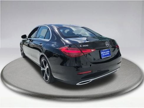 Used 2025 Mercedes-Benz C 300 Sedan image 13