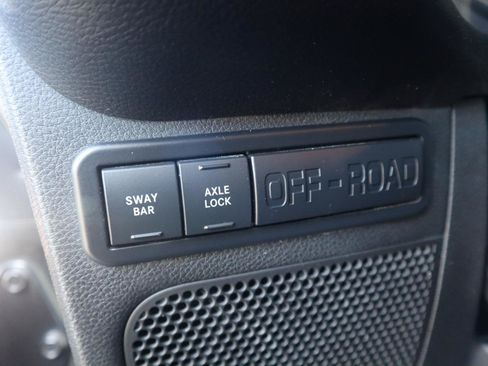 Used 2017 Jeep Wrangler Unlimited Rubicon w/ Cold Weather Group AWD/4WD image 65