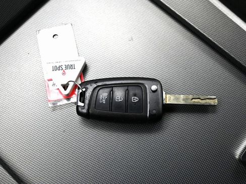 Used 2021 Hyundai Palisade SE image 26