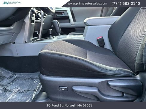 Used 2011 Toyota 4Runner SR5 image 20