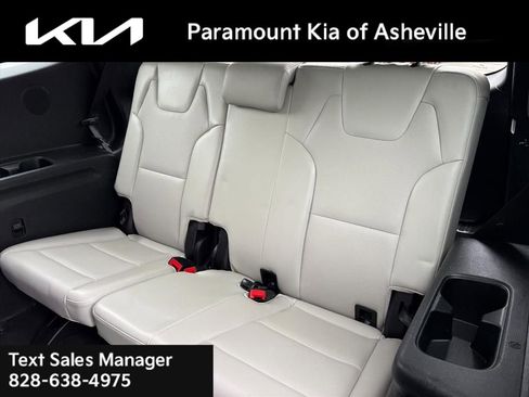 Used 2020 Kia Telluride SX w/ SX Prestige Package image 23