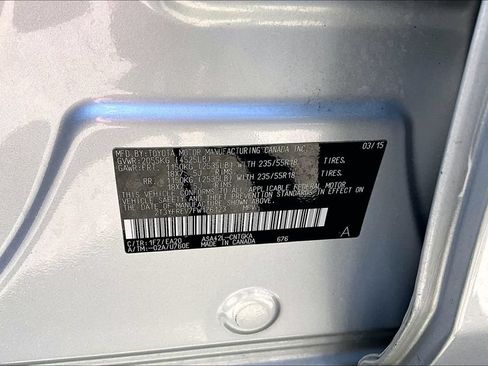 Used 2015 Toyota RAV4 Limited w/ Technology Package FWD image 9