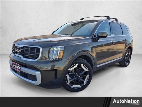 Used 2025 Kia Telluride S image 1