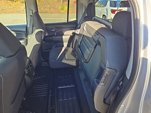 Used 2024 Honda Ridgeline Sport image 39