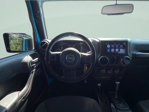 Used 2018 Jeep Wrangler Unlimited Sport S AWD/4WD image 11