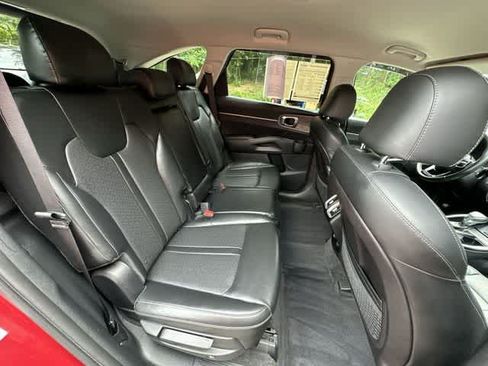 Used 2022 Kia Sorento S AWD/4WD image 26
