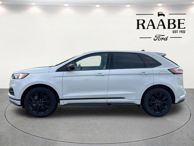 Used 2024 Ford Edge SE w/ Black Appearance Package AWD/4WD image 15