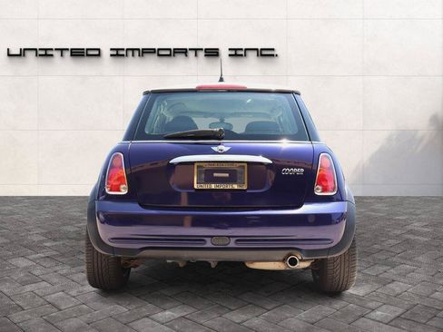 Used 2005 MINI Cooper Hardtop FWD image 4