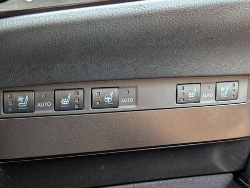 Certified 2025 Lexus ES 350 w/ Premium Package image 26