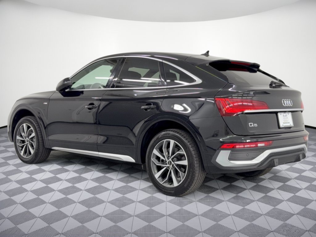 Used 2023 Audi Q5 2.0T Premium Plus w/ Premium Plus Package AWD/4WD image 3