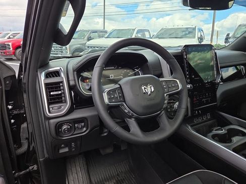 Used 2026 RAM 1500 Laramie w/ Night Edition AWD/4WD image 8