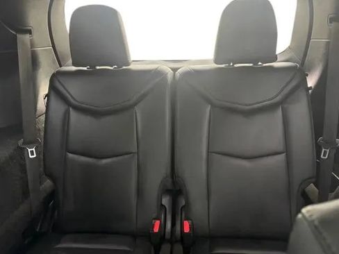 Used 2024 Cadillac XT6 Premium Luxury w/ Technology Package AWD/4WD image 19