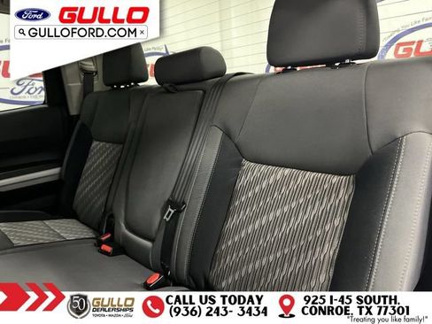 Used 2021 Toyota Tundra SR5 w/ SR5 Upgrade Package AWD/4WD image 14