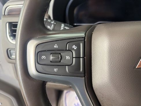 Used 2023 Chevrolet Suburban LT image 19
