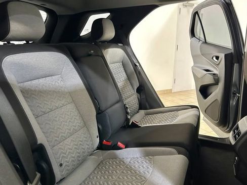 Used 2024 Chevrolet Equinox LS FWD image 16
